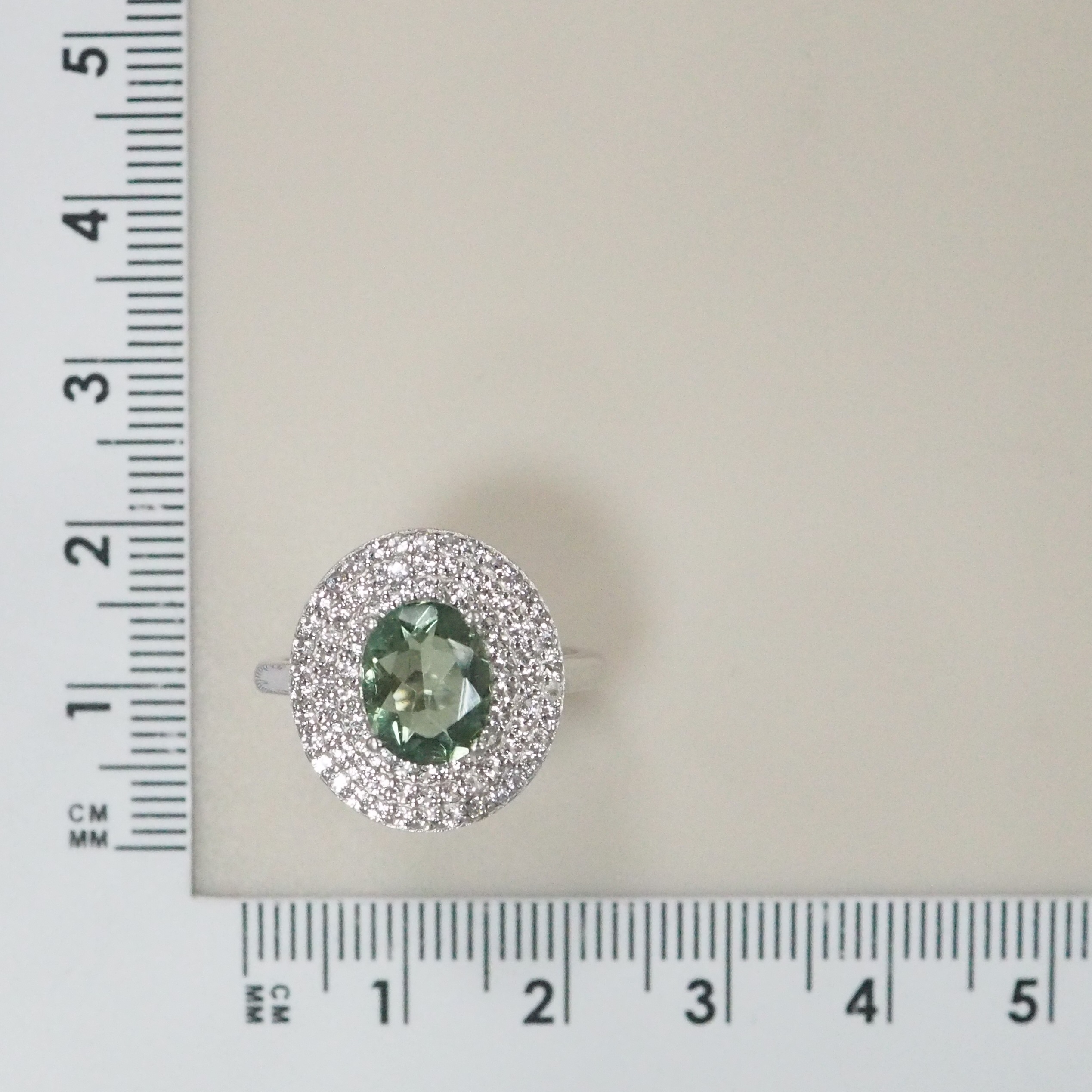 Серебряное кольцо с флюоритом